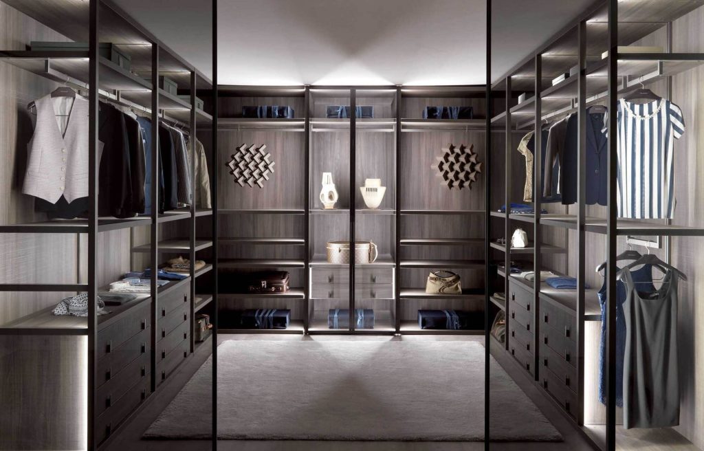 Aura Walk in wardrobe