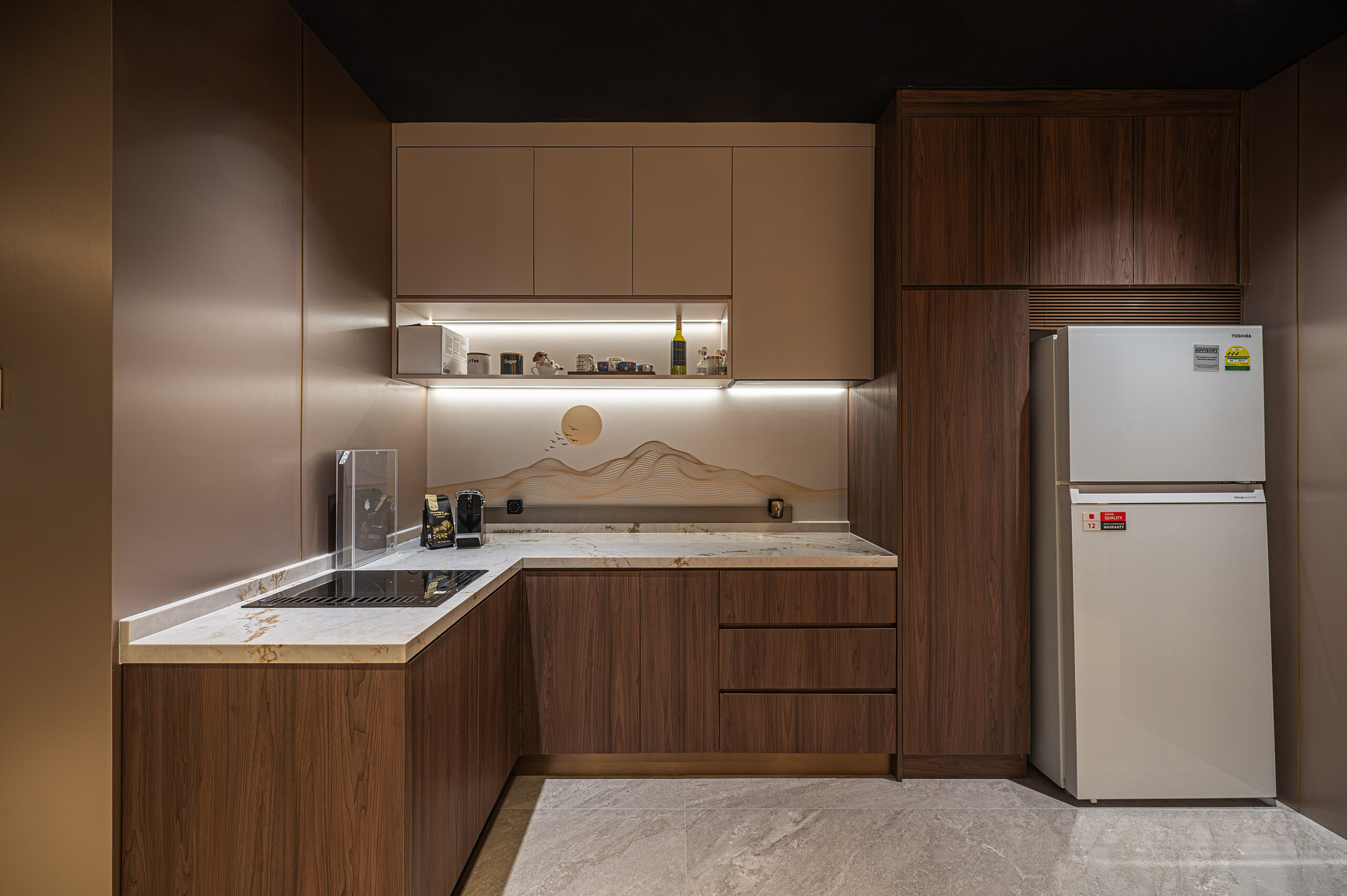 Quadro Aluminium Honeycomb Pantry Cabinet